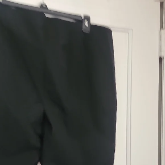 Old Navy Women's NWT Extra High Rise Polished Pixie Pants - Picture 10 of 14